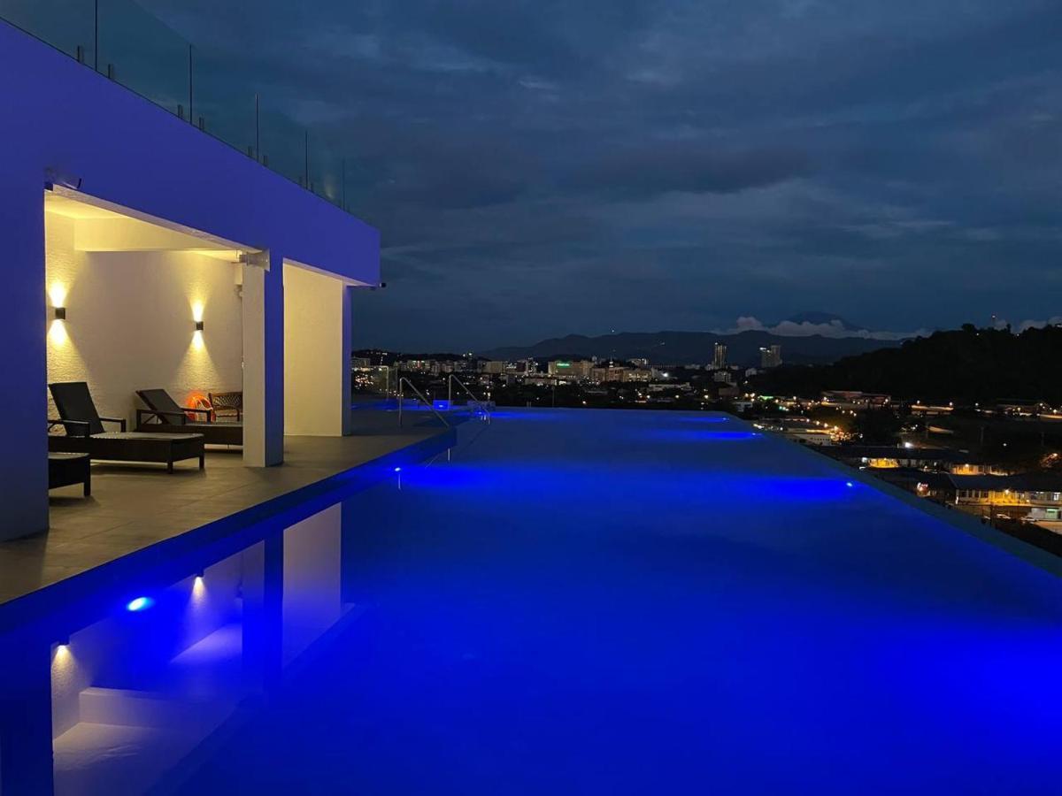 Queensland Suites At Aru Suites, Kota Kinabalu Kültér fotó